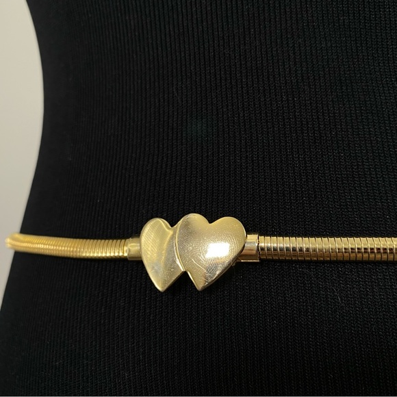 Vintage Gold Snake Chain Belt Heart Clasp Buckle - Picture 2 of 3